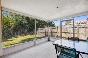 For Sale: $324,499 (2 beds, 1 baths, 1128 Square Feet)
