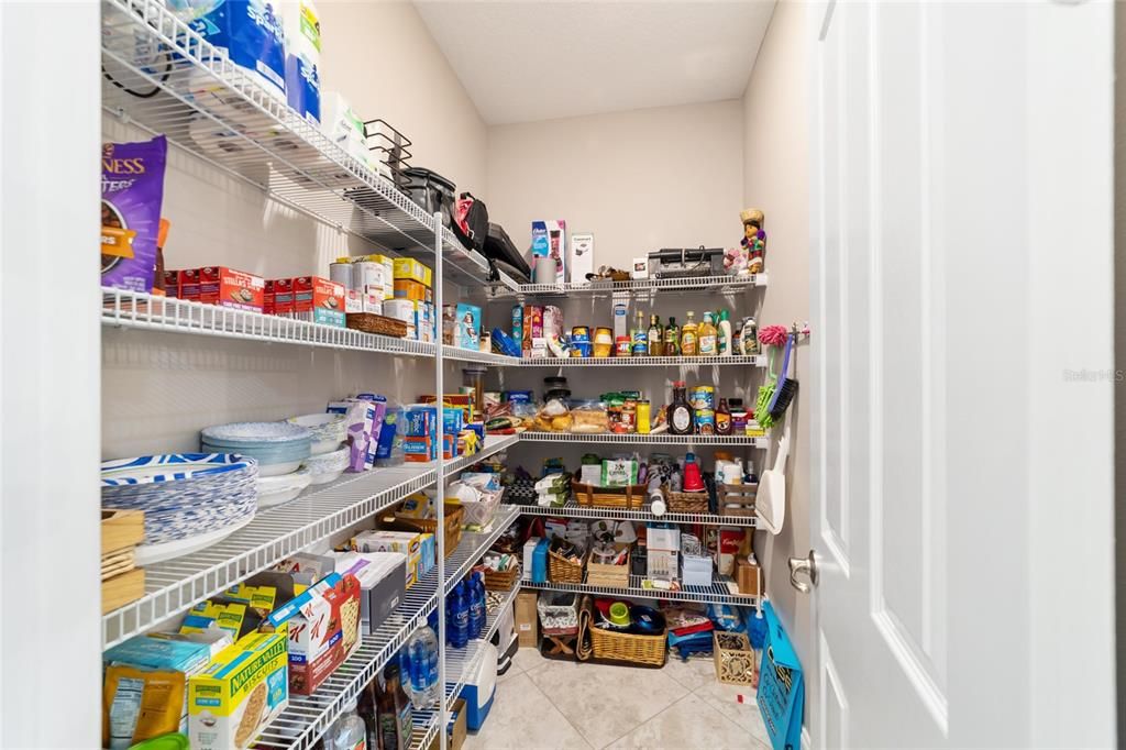 Walk in pantry