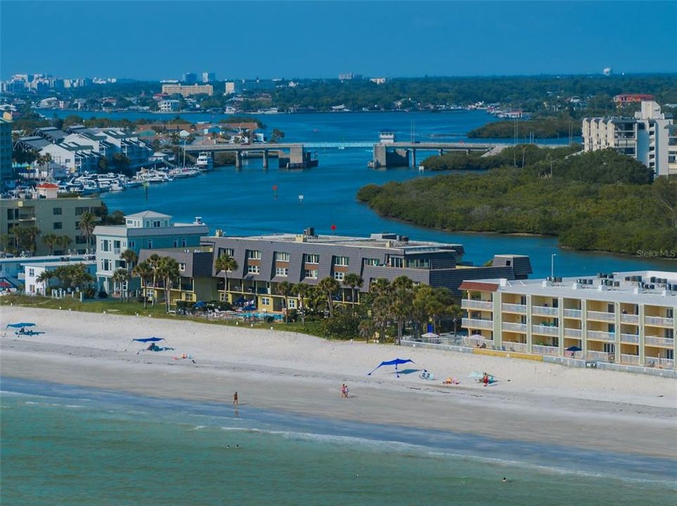 A lovely stretch of beach with easy access to Clearwater, St Pete, and Tampa.