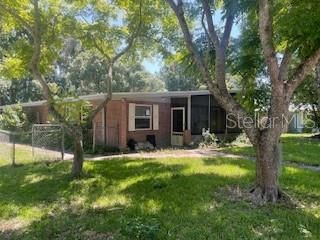 For Sale: $197,500 (4 beds, 2 baths, 1988 Square Feet)