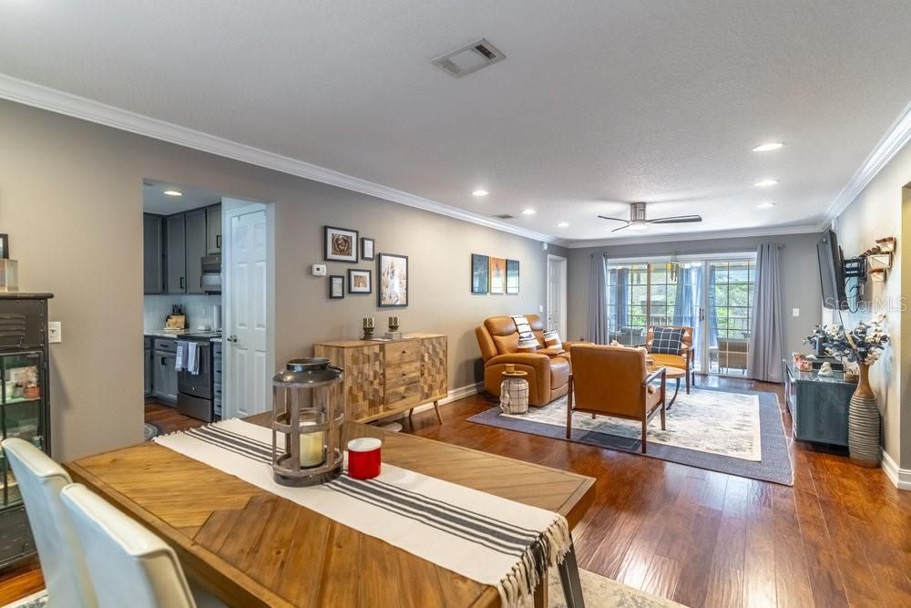 Dinning room overlooking the Living room