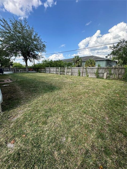 For Sale: $410,000 (3 beds, 2 baths, 2144 Square Feet)