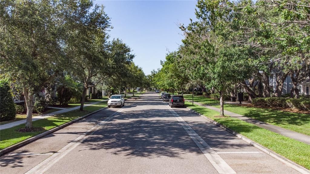 Active With Contract: $580,000 (4 beds, 2 baths, 2595 Square Feet)