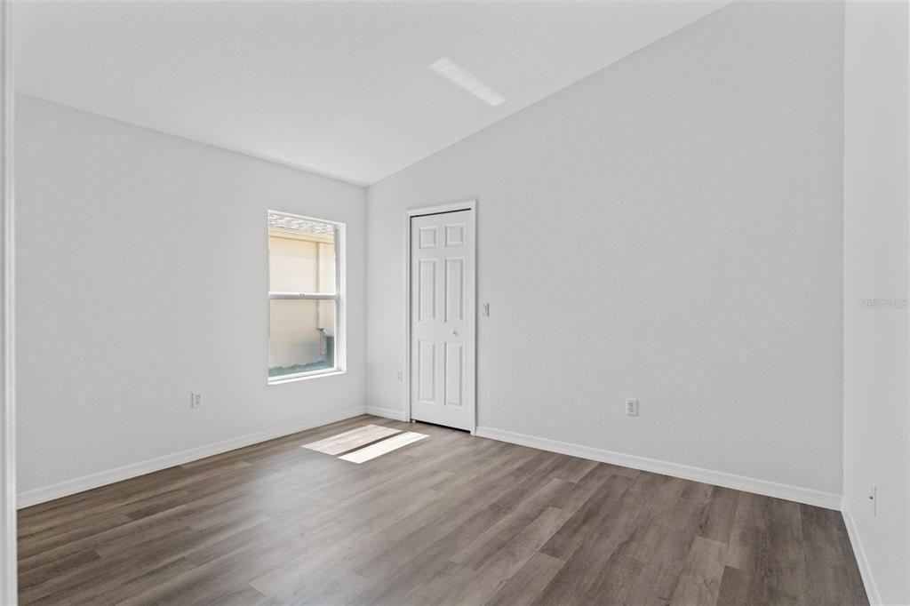 For Sale: $286,500 (2 beds, 2 baths, 1280 Square Feet)