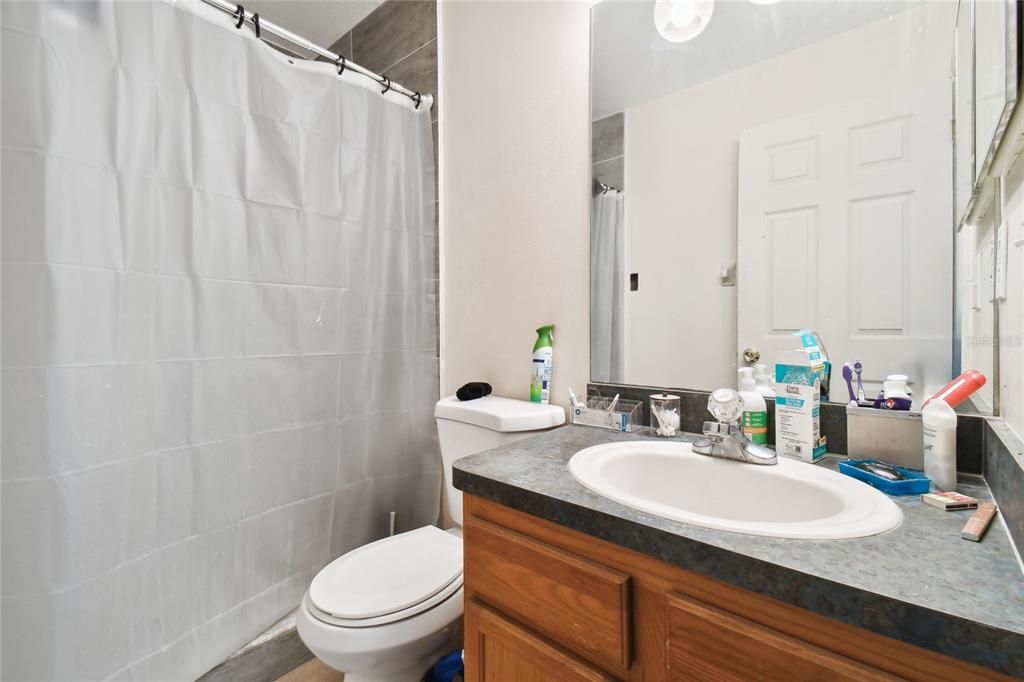 For Sale: $219,600 (2 beds, 2 baths, 1152 Square Feet)
