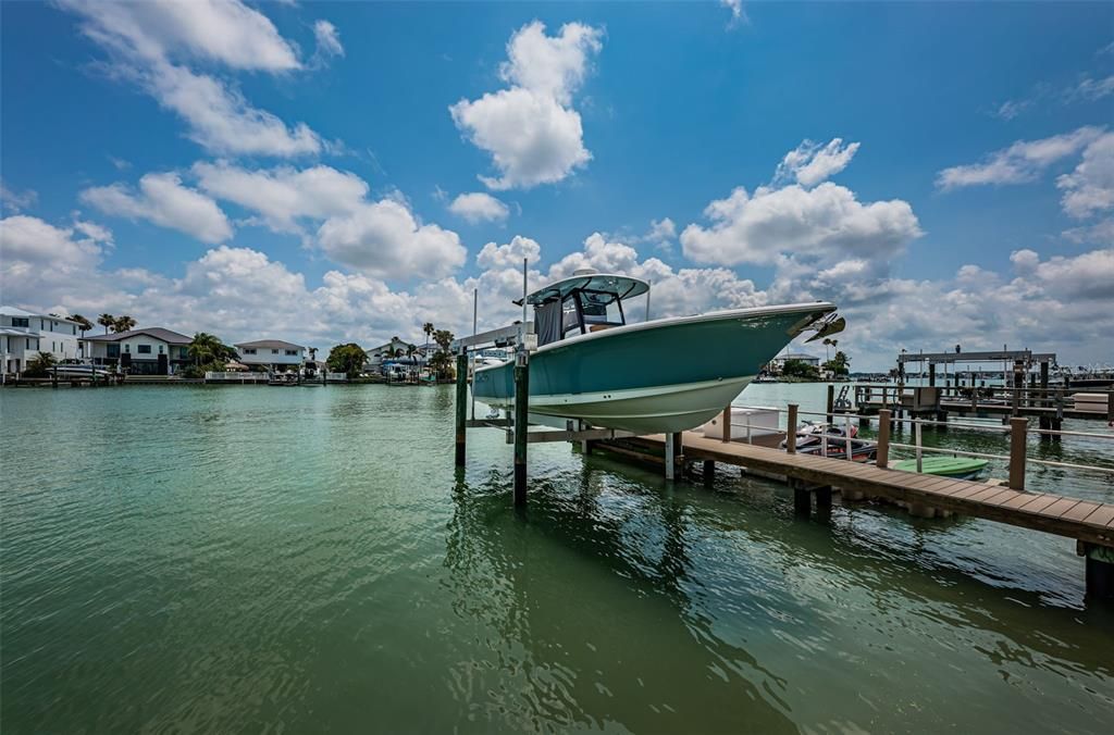 For Sale: $2,495,000 (4 beds, 3 baths, 3154 Square Feet)