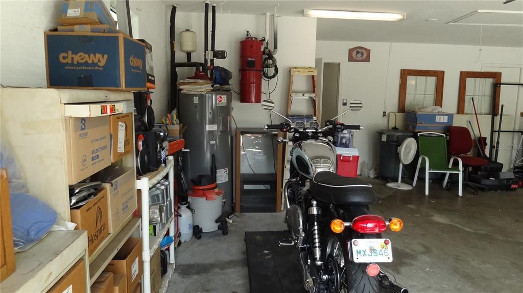 3 car garage