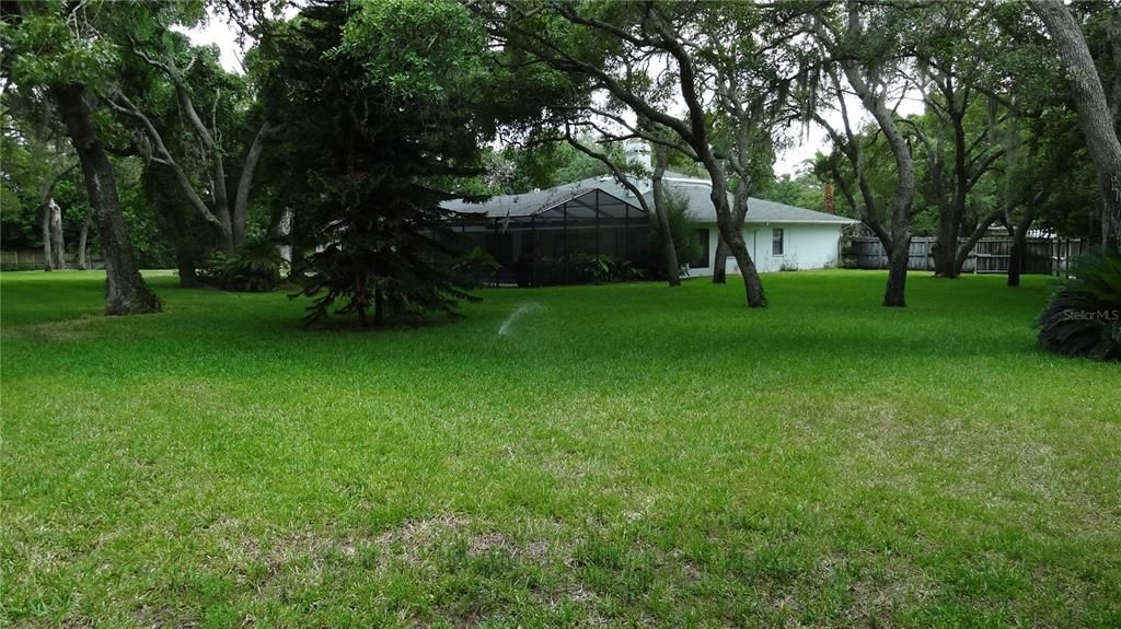 Back yard, fenced, alt view