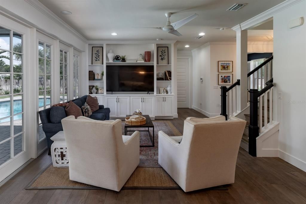 Active With Contract: $1,595,000 (5 beds, 4 baths, 3569 Square Feet)