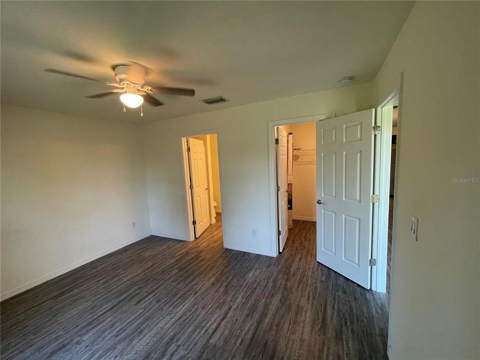 Recently Rented: $1,845 (3 beds, 2 baths, 1255 Square Feet)