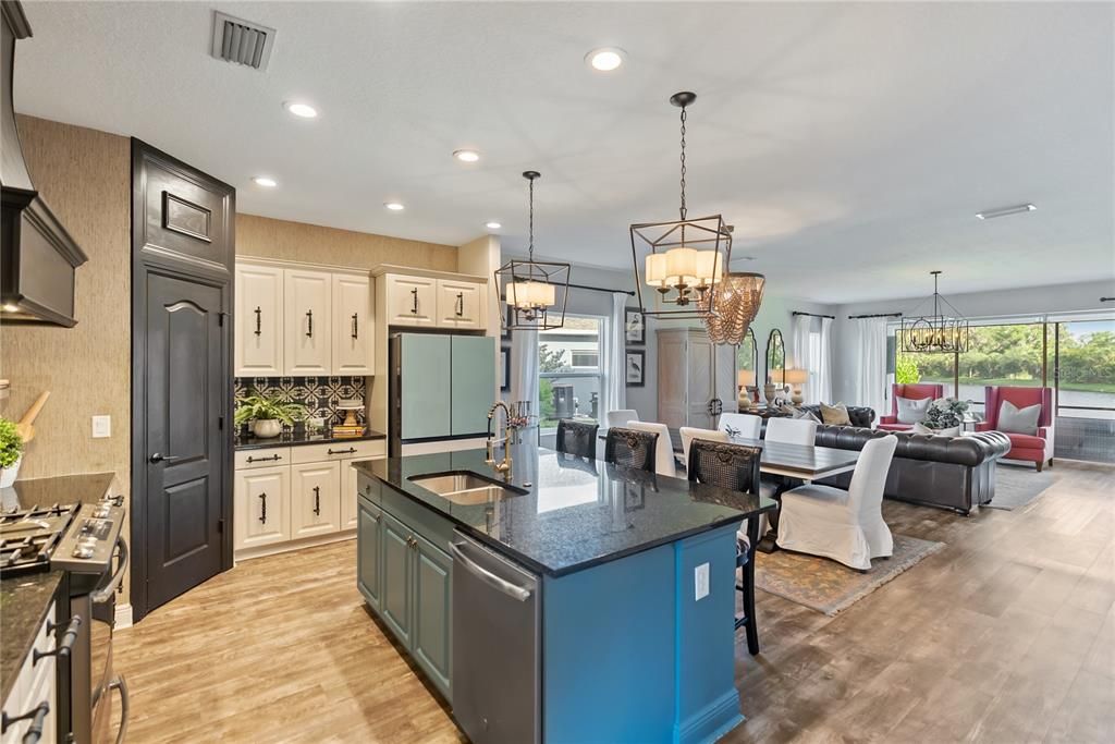 Active With Contract: $650,000 (4 beds, 3 baths, 3239 Square Feet)