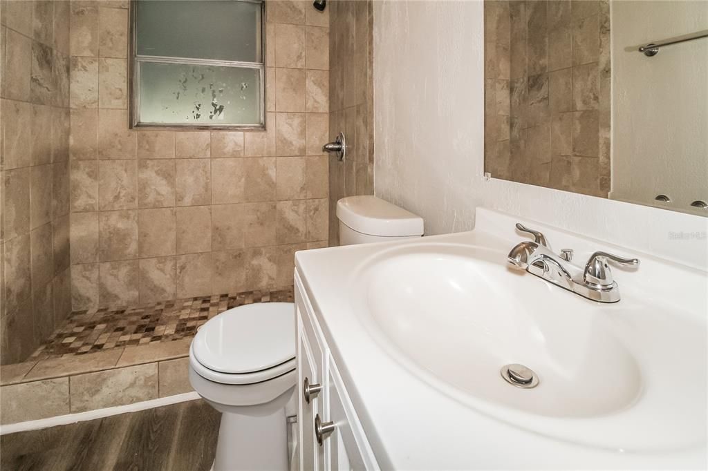 最近租的: $2,015 (3 贝兹, 2 浴室, 1387 平方英尺)