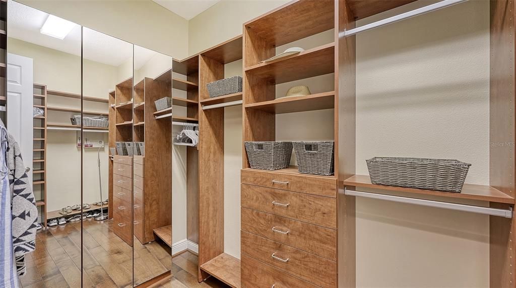 Primary suite walk-in closet