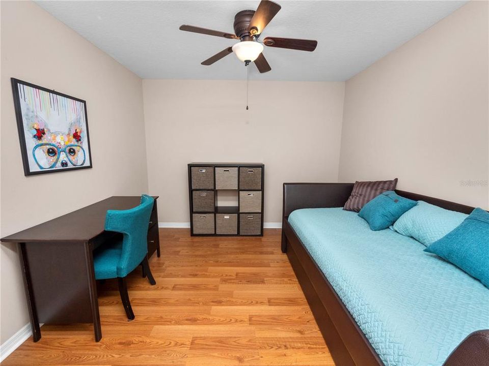 For Sale: $220,000 (2 beds, 2 baths, 1496 Square Feet)