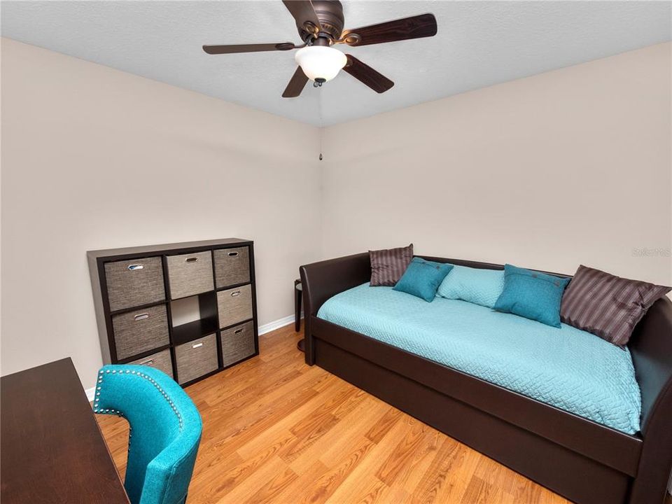 For Sale: $220,000 (2 beds, 2 baths, 1496 Square Feet)