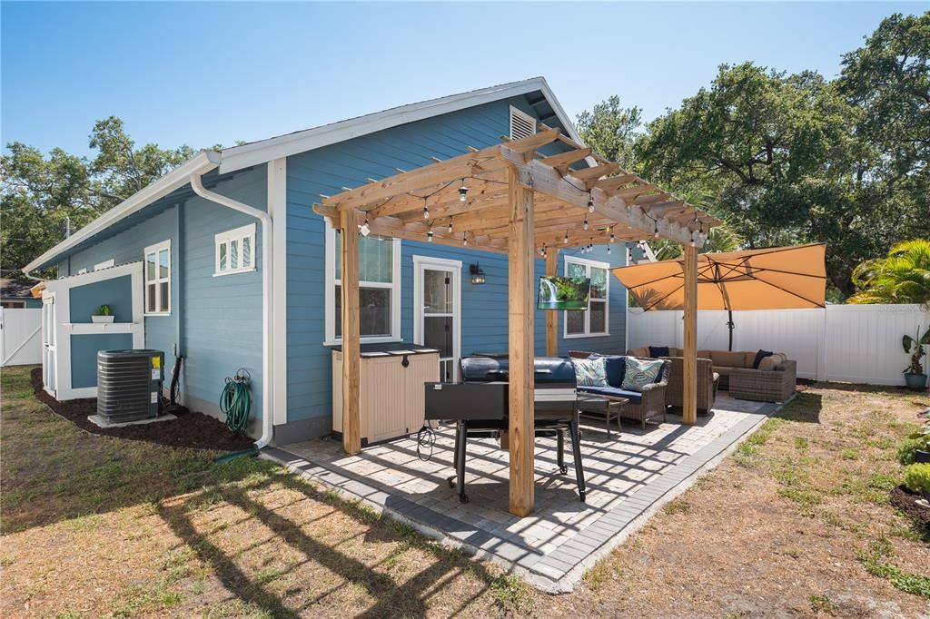 Active With Contract: $630,000 (3 beds, 2 baths, 1798 Square Feet)