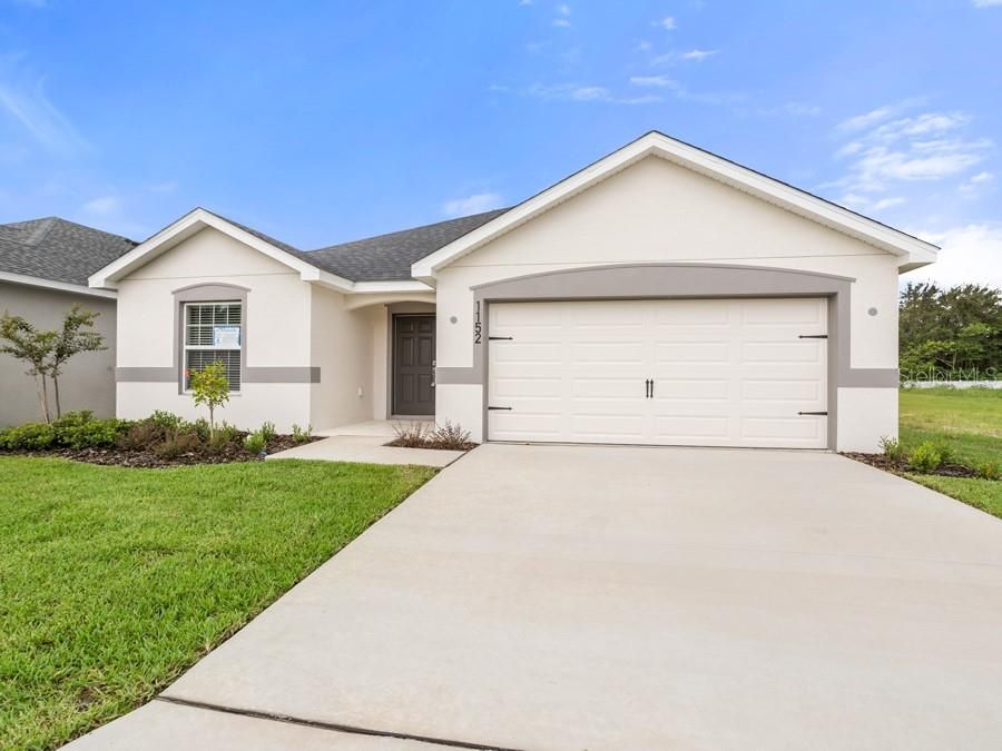 Active With Contract: $368,900 (4 beds, 2 baths, 2005 Square Feet)