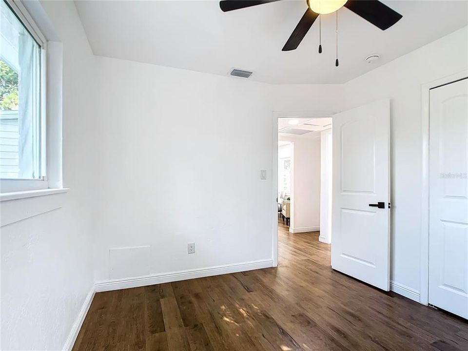 Active With Contract: $499,900 (3 beds, 2 baths, 1319 Square Feet)