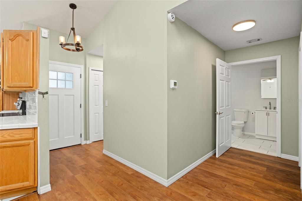 For Sale: $289,000 (3 beds, 2 baths, 1113 Square Feet)