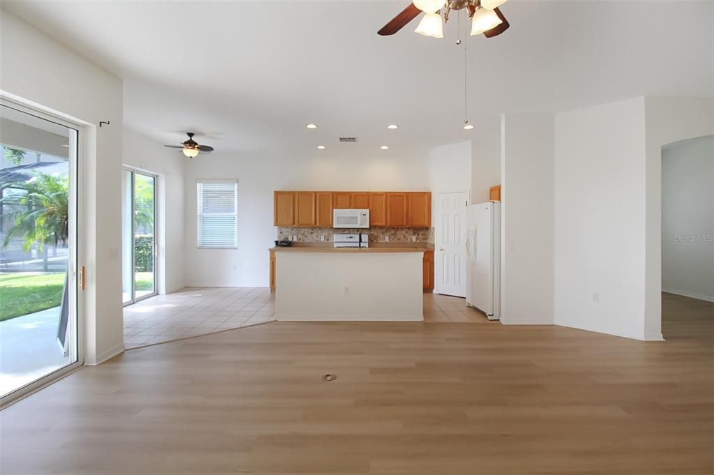 For Rent: $2,699 (3 beds, 2 baths, 2034 Square Feet)