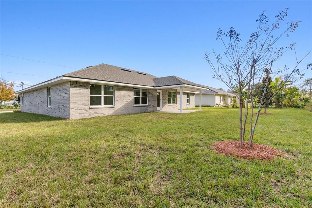 Active With Contract: $360,400 (4 beds, 2 baths, 1755 Square Feet)