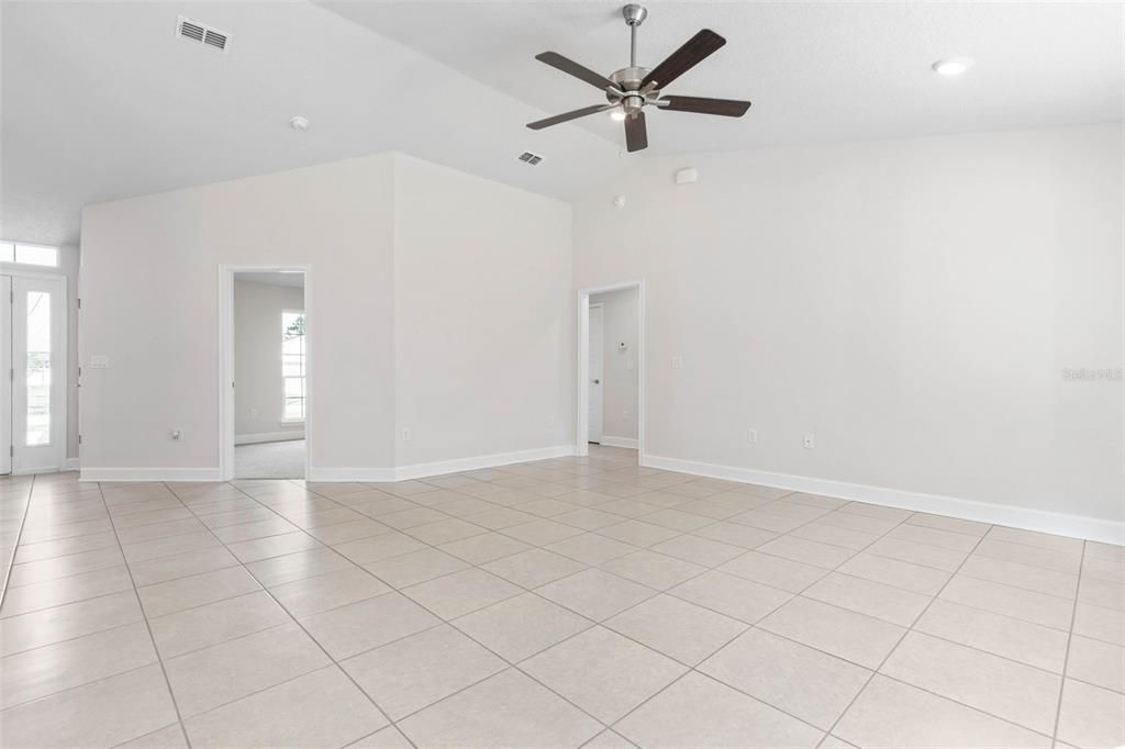 Active With Contract: $360,400 (4 beds, 2 baths, 1755 Square Feet)