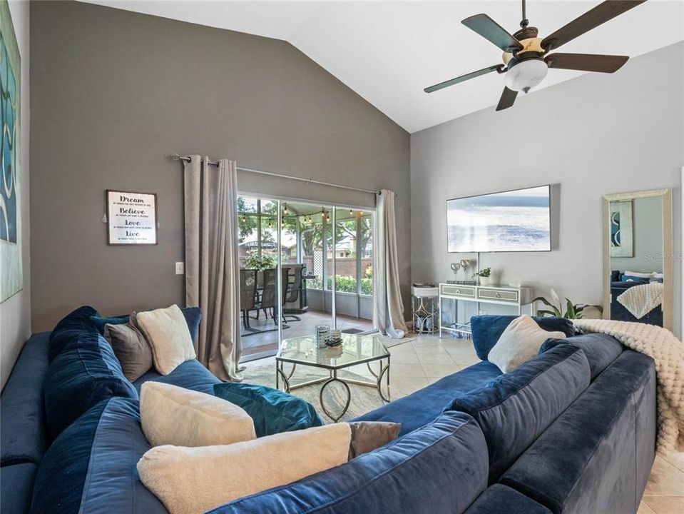 For Sale: $549,900 (3 beds, 2 baths, 1773 Square Feet)