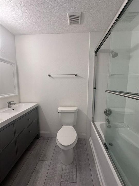 For Rent: $3,400 (2 beds, 2 baths, 1280 Square Feet)