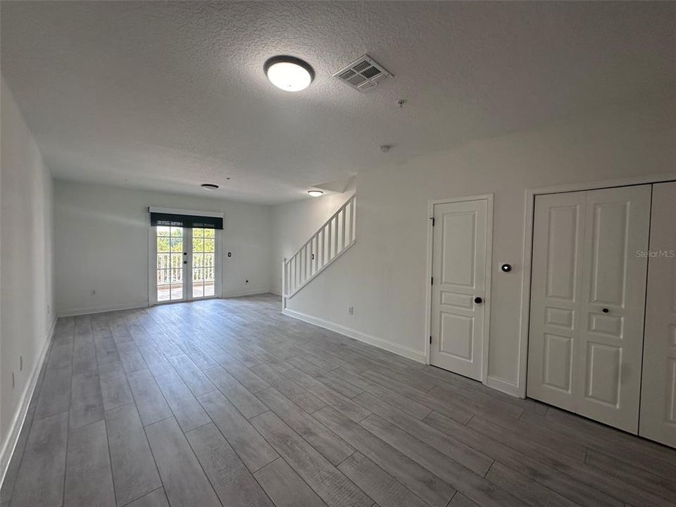 For Rent: $3,400 (2 beds, 2 baths, 1280 Square Feet)