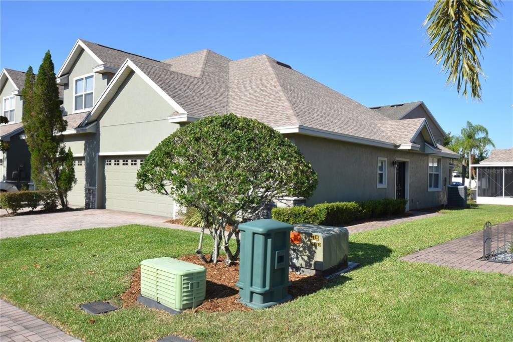 Active With Contract: $1,750 (2 beds, 2 baths, 1136 Square Feet)