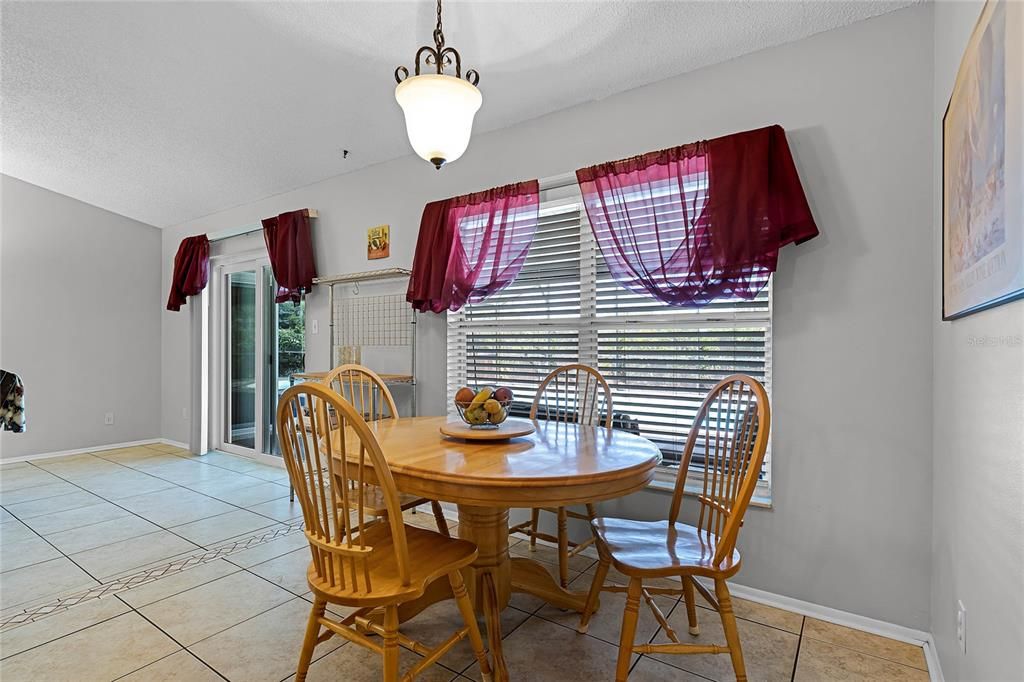 kitchen nook / family room