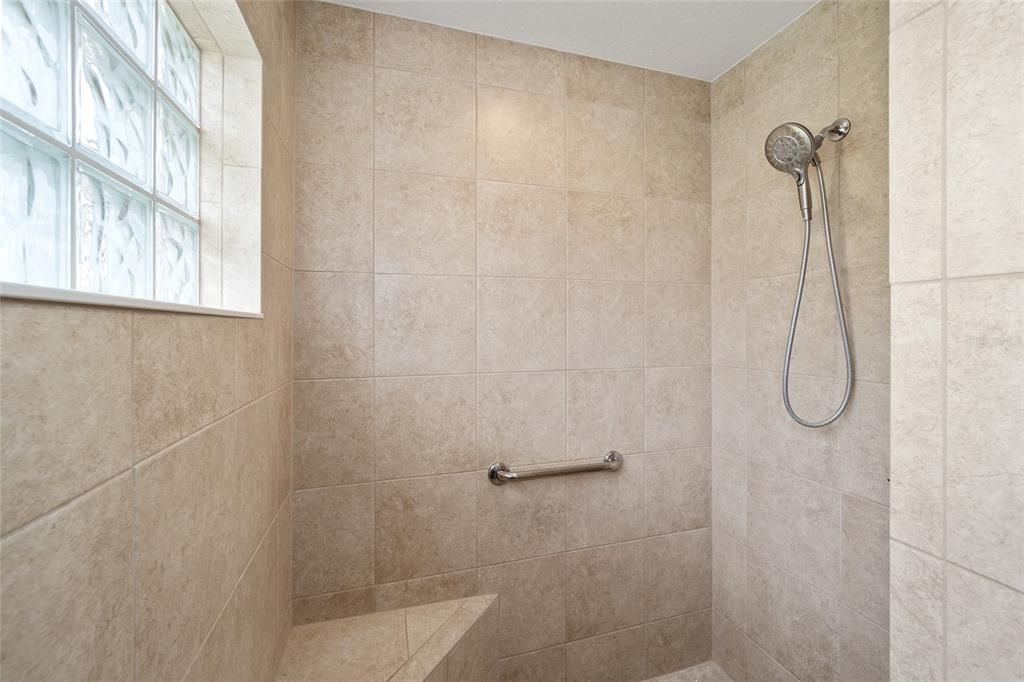 Walk-in Shower with Bench seating & Block Window