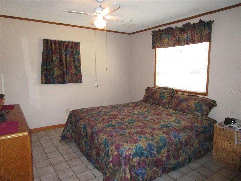 For Sale: $199,900 (3 beds, 2 baths, 1104 Square Feet)