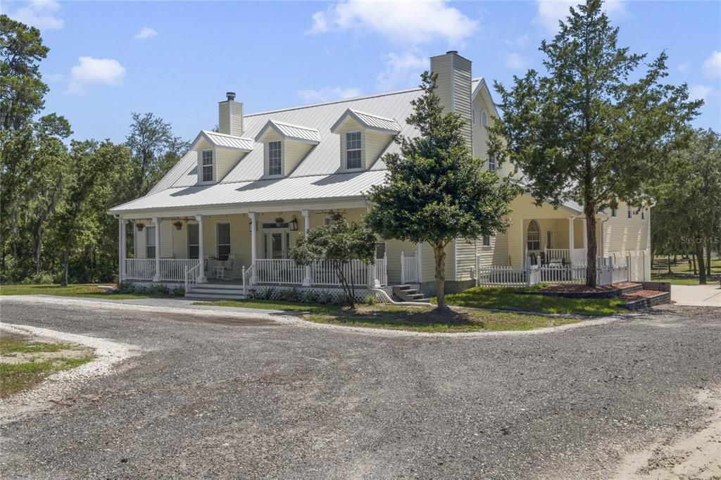 Large Circular Driveway