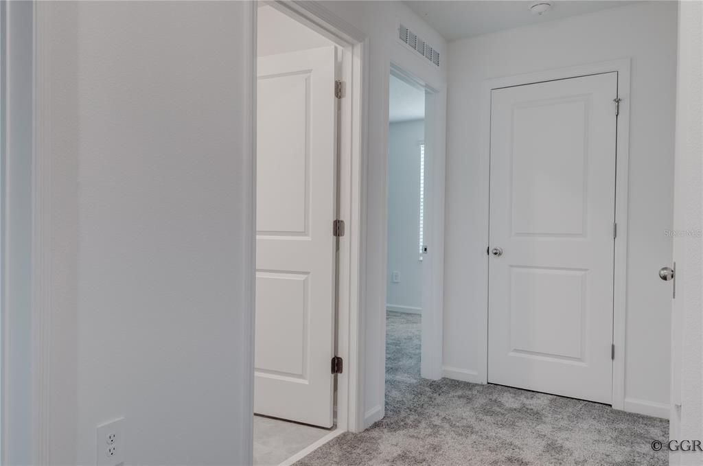 Active With Contract: $2,900 (4 beds, 2 baths, 2334 Square Feet)