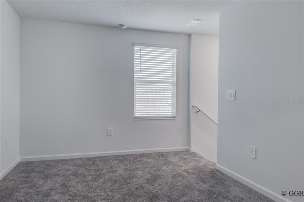 Active With Contract: $2,900 (4 beds, 2 baths, 2334 Square Feet)