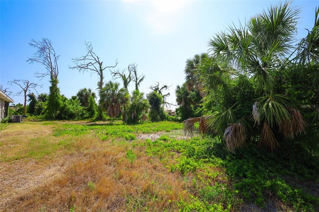 Active With Contract: $39,000 (0.20 acres)