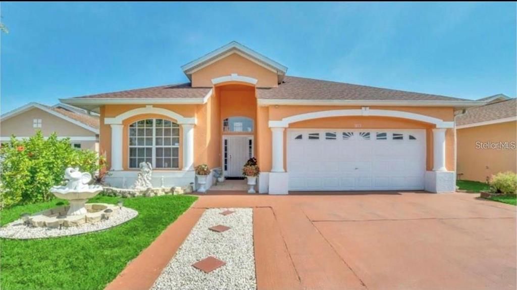 Recently Rented: $2,900 (4 beds, 3 baths, 2030 Square Feet)