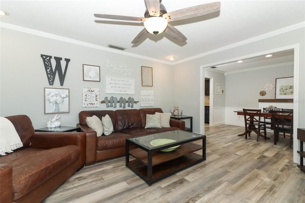 Active With Contract: $639,500 (4 beds, 2 baths, 1909 Square Feet)