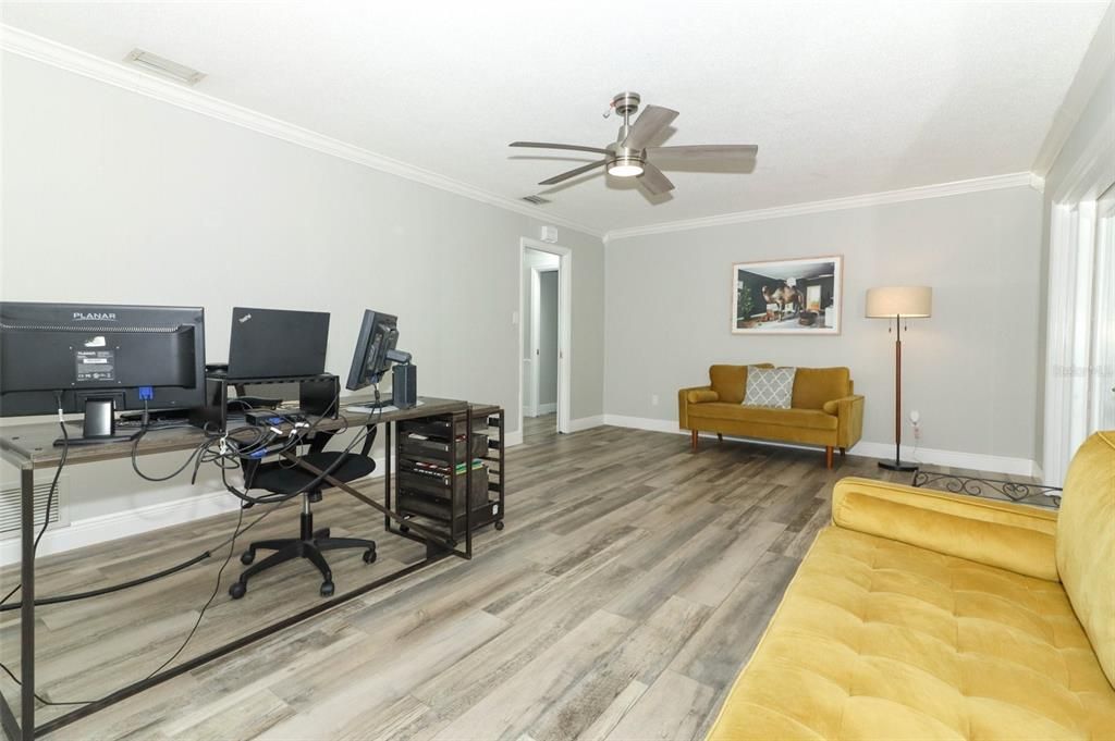 Active With Contract: $639,500 (4 beds, 2 baths, 1909 Square Feet)