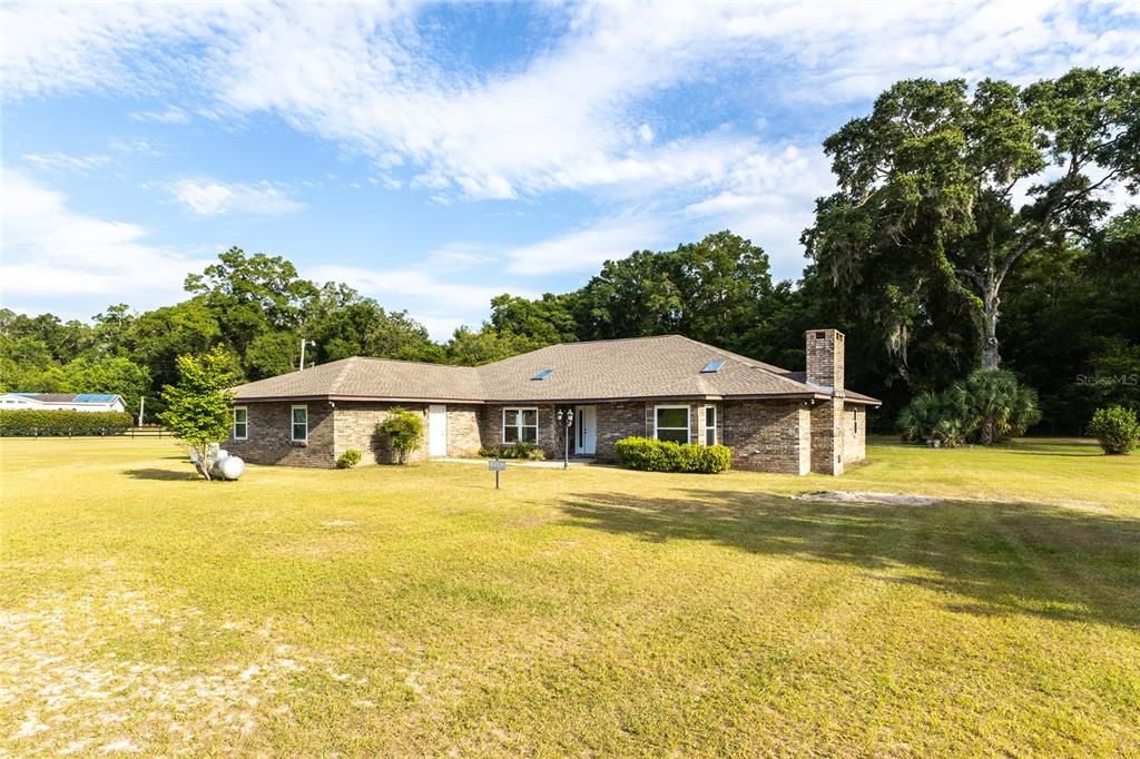 For Sale: $495,000 (3 beds, 2 baths, 3169 Square Feet)