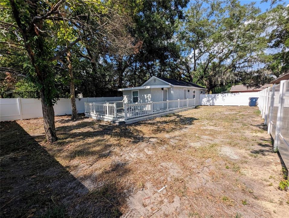 HUGE Back Yard and Party Deck