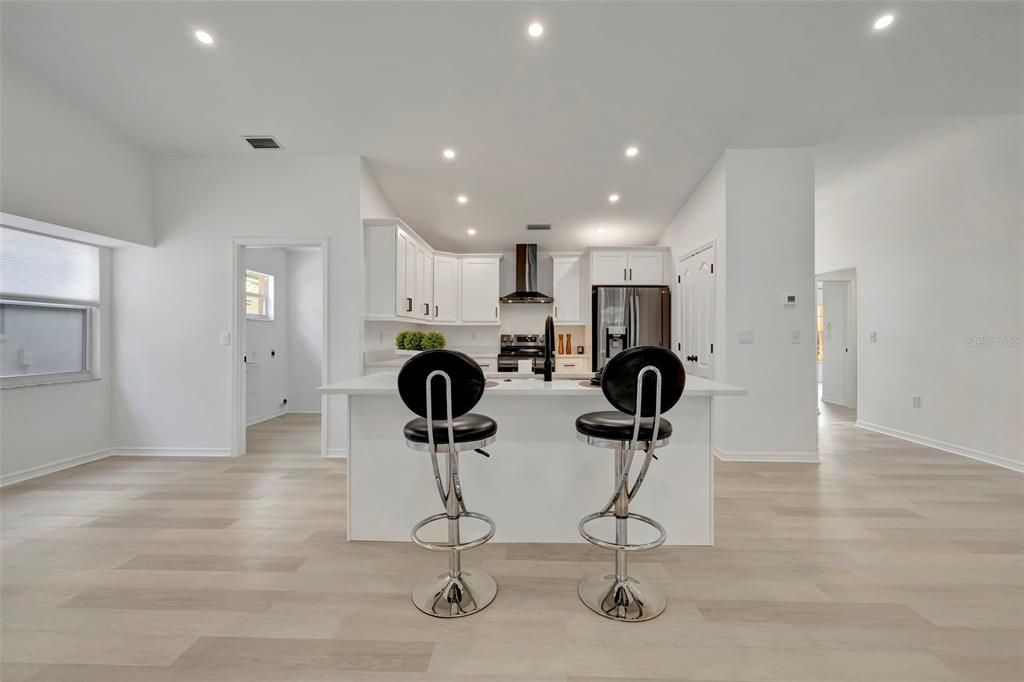 Breakfast nook & kitchen