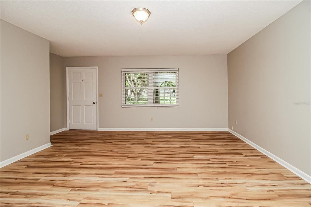 For Rent: $2,055 (3 beds, 2 baths, 1328 Square Feet)