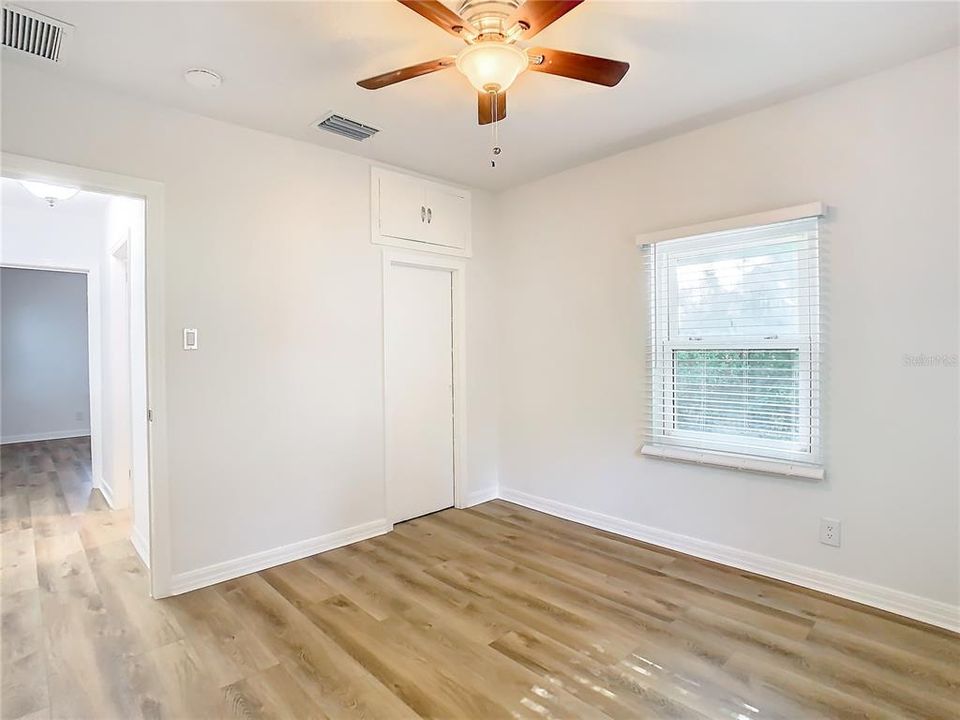 Active With Contract: $315,000 (3 beds, 2 baths, 1331 Square Feet)