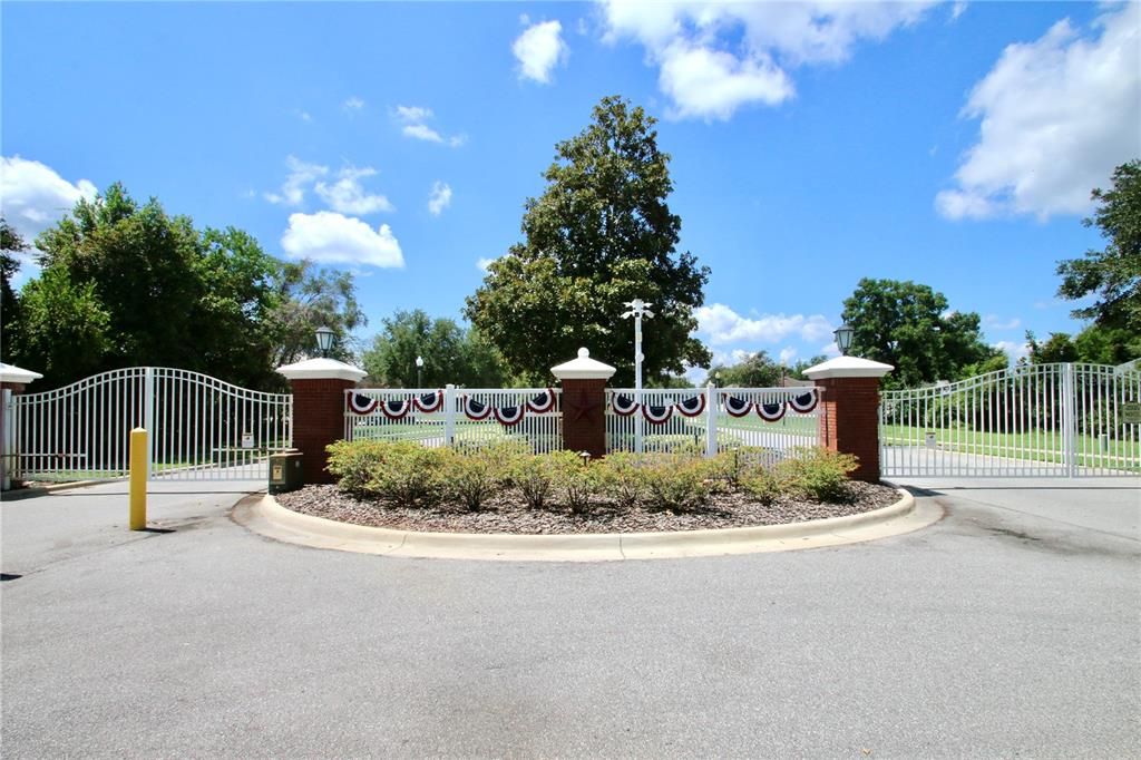 Gate at Saxon Woods