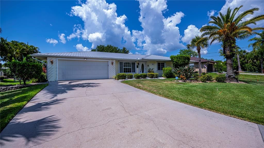 Recently Sold: $399,900 (3 beds, 2 baths, 1770 Square Feet)