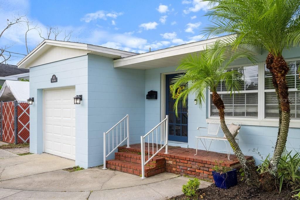 Recently Sold: $499,000 (3 beds, 2 baths, 1351 Square Feet)