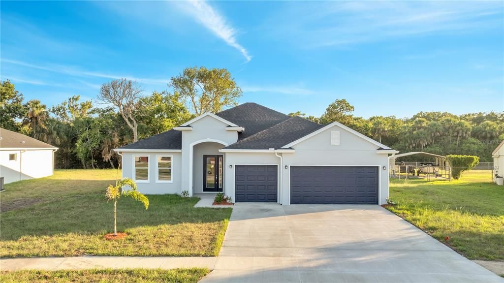 Recently Sold: $434,000 (4 beds, 2 baths, 1821 Square Feet)