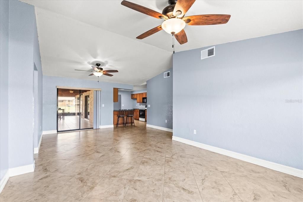 Active With Contract: $401,000 (3 beds, 2 baths, 2369 Square Feet)